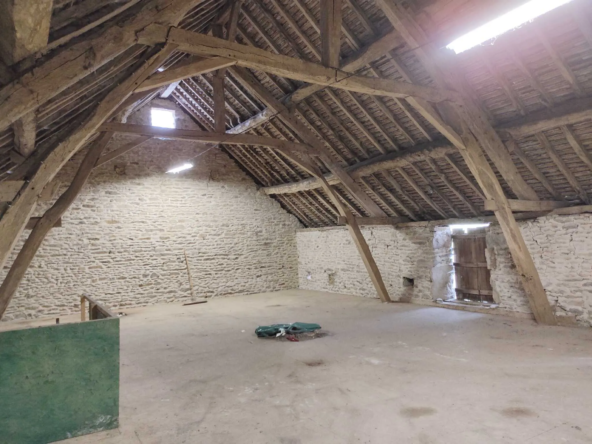 Maison de 135 m² avec grange à vendre à Heloup 