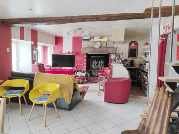 Maison de 135 m² avec grange à vendre à Heloup 