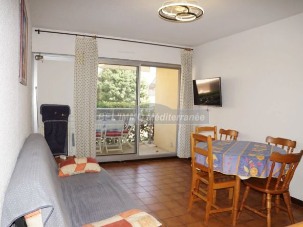 À vendre : Appartement 2 pièces avec terrasse et parking à Cavalaire sur mer 