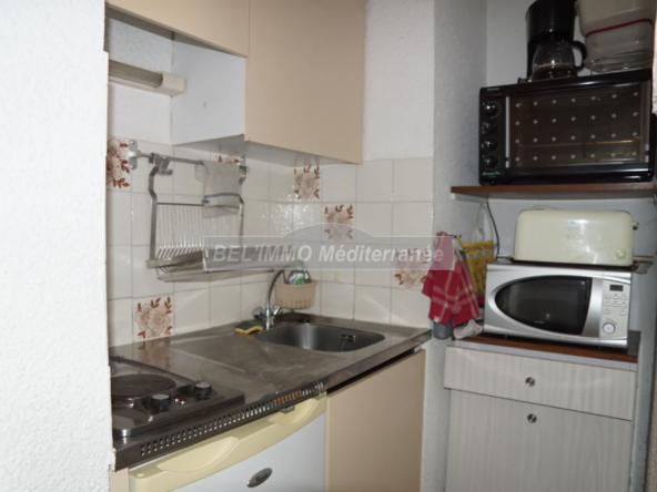À vendre : Appartement 2 pièces avec terrasse et parking à Cavalaire sur mer 