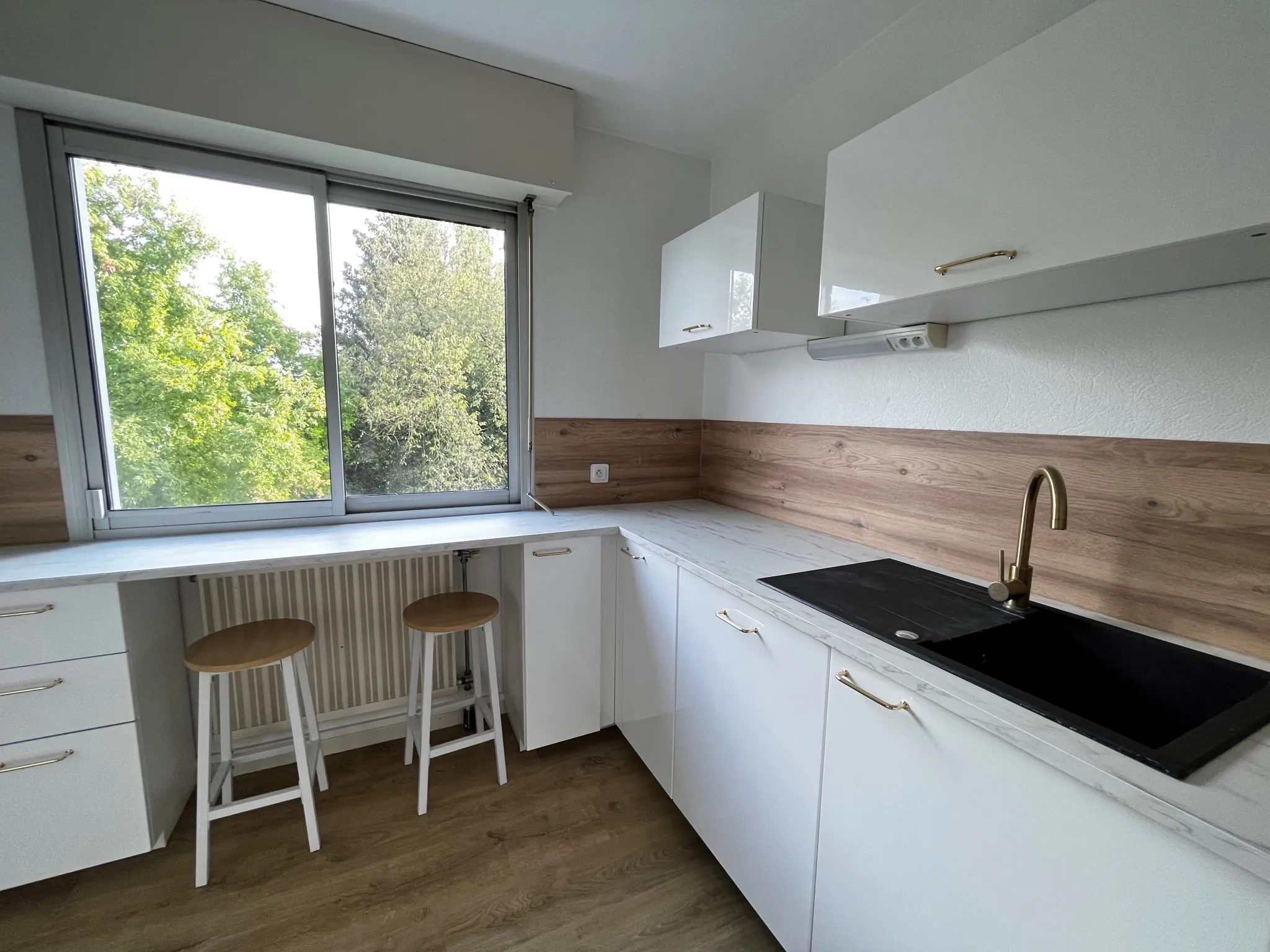 Montbéliard - Appartement T2 avec Terrasse et Garage à Vendre 