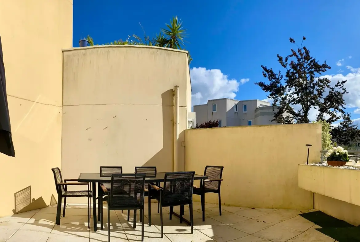 À vendre : Appartement de 67,5 m² avec belle terrasse à Herouville st Clair 