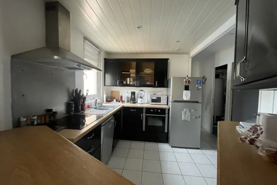 À vendre : Appartement de 67,5 m² avec belle terrasse à Herouville st Clair 