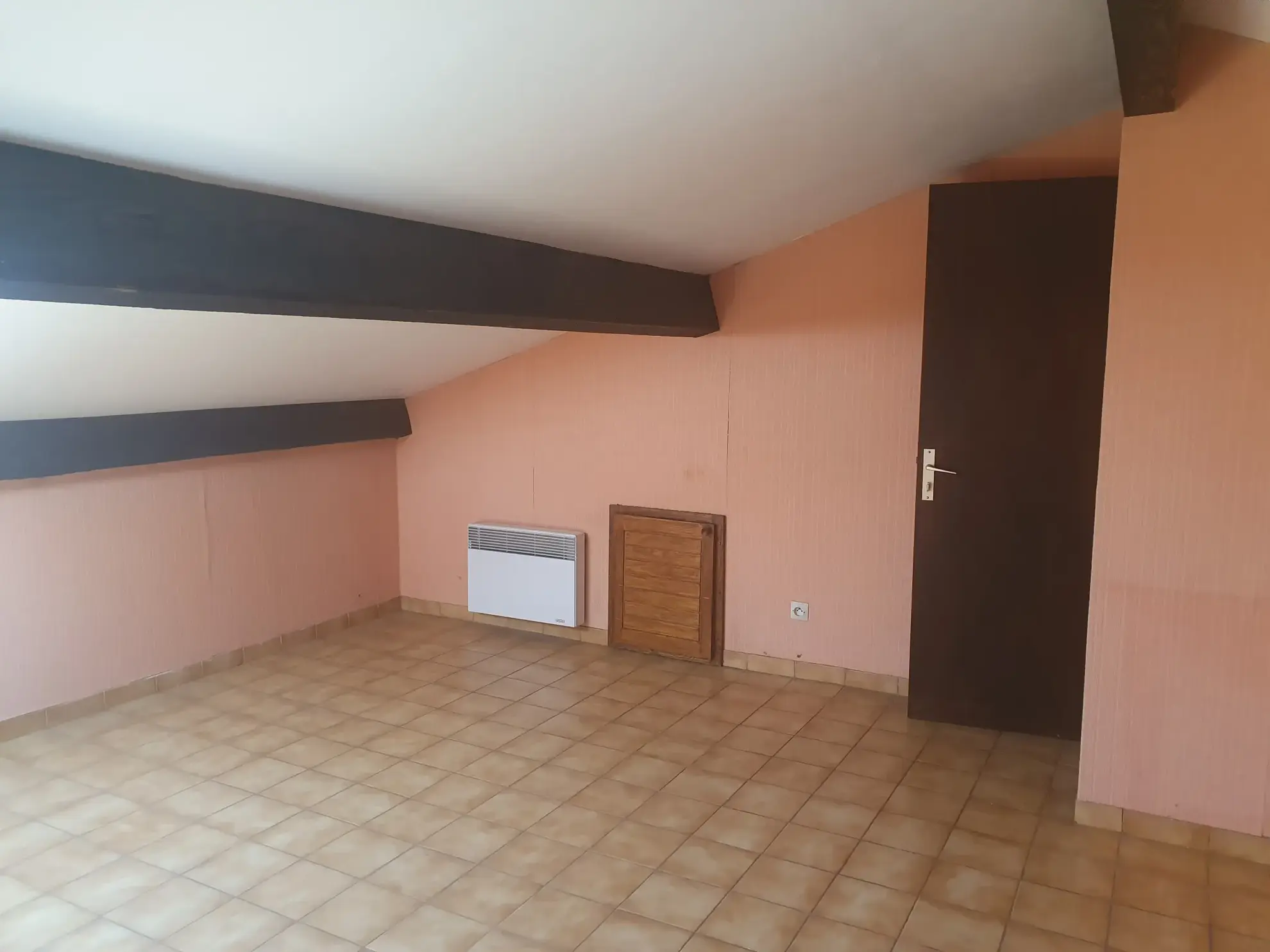 Trois pièces avec terrasse et garage à Carqueiranne 