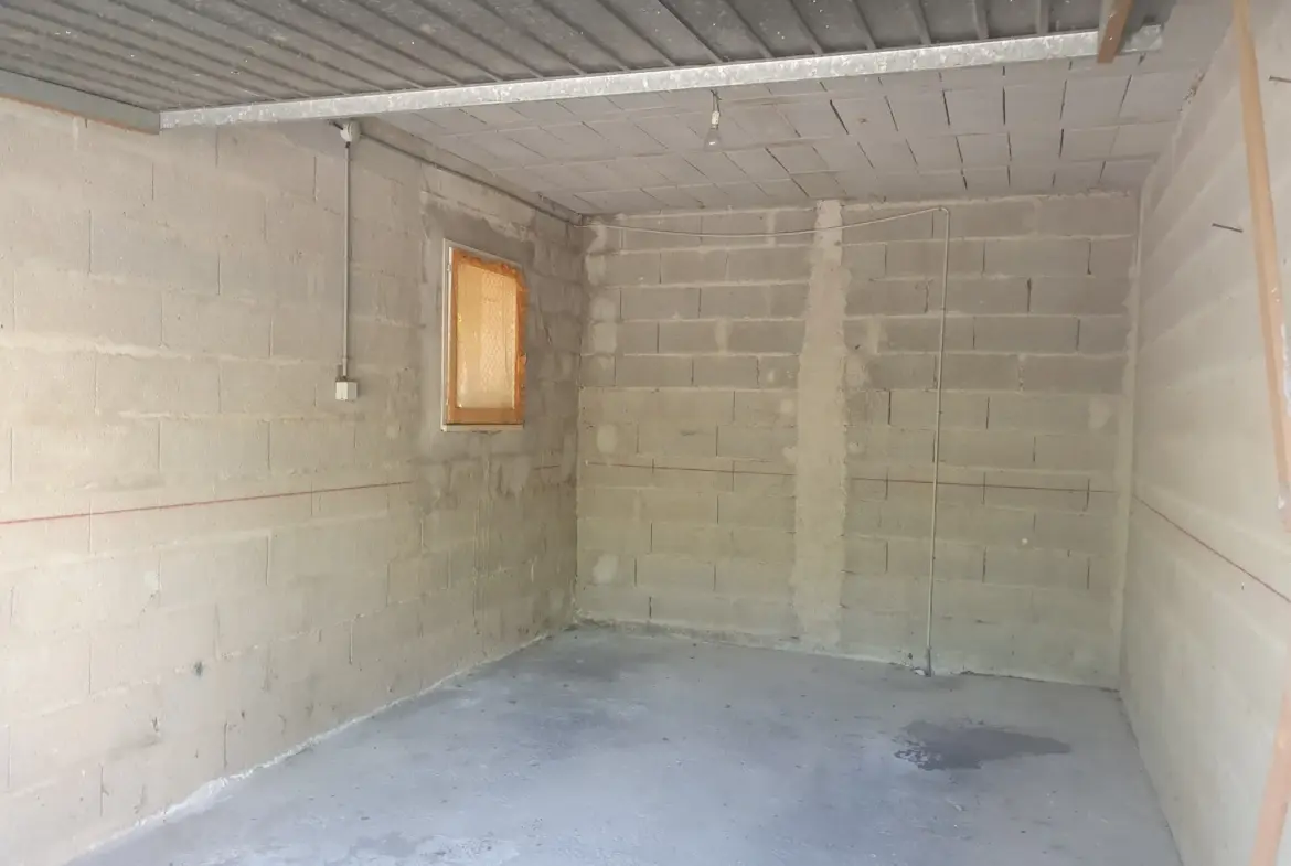 Trois pièces avec terrasse et garage à Carqueiranne 