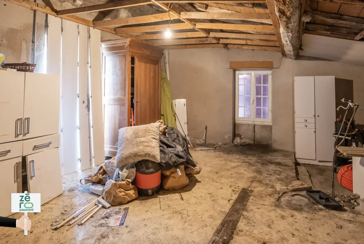Maison d'environ 100 m² à vendre à Saint-Aubin-la-Plaine 