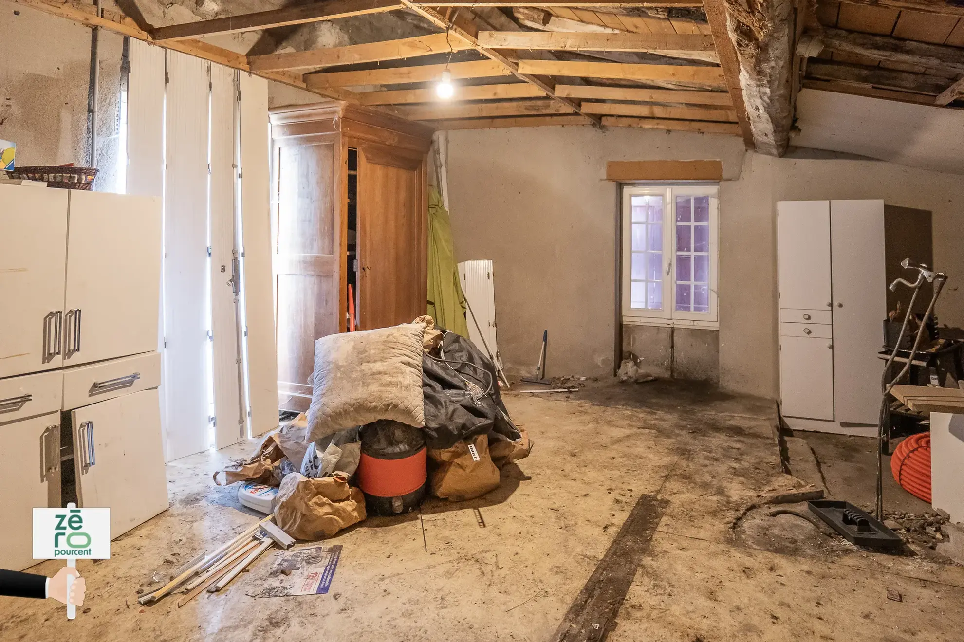 Maison d'environ 100 m² à vendre à Saint-Aubin-la-Plaine 
