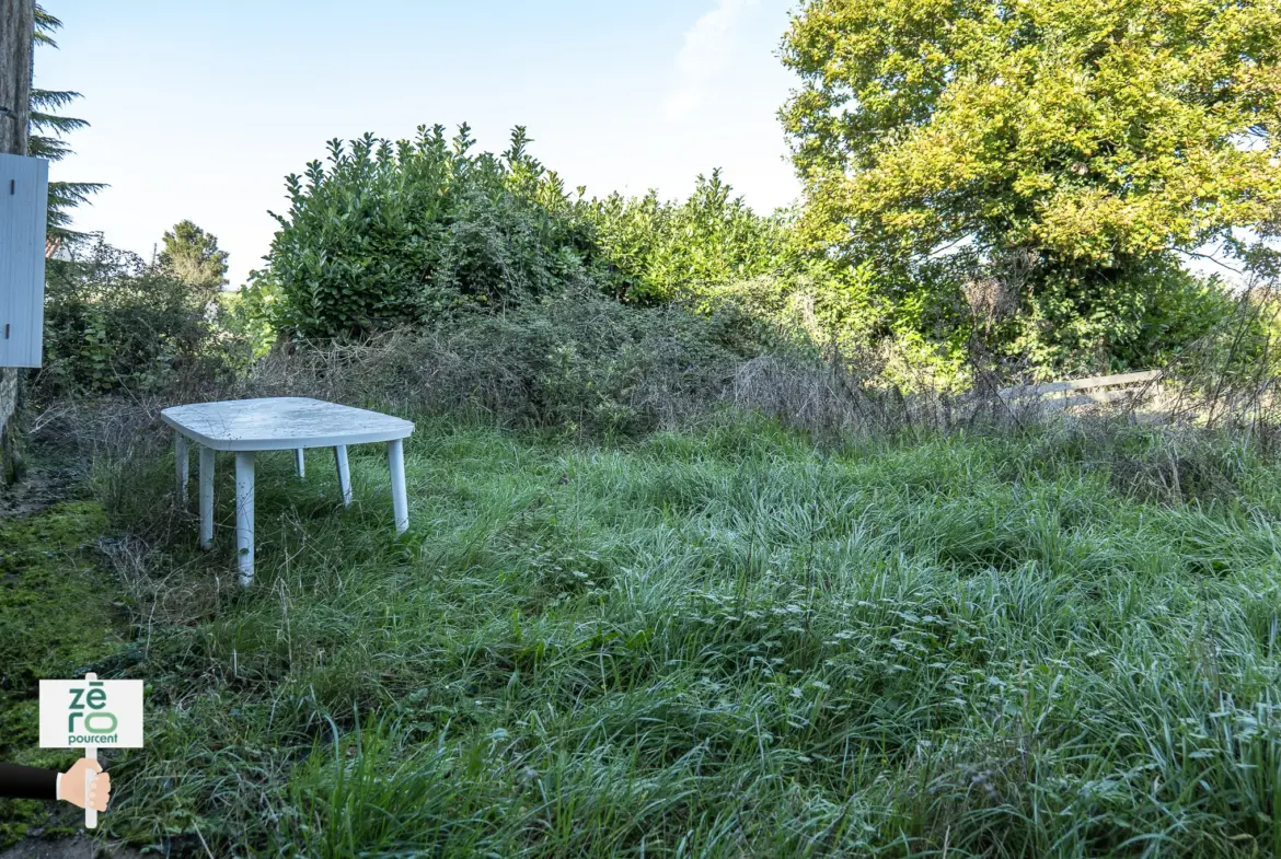 Maison d'environ 100 m² à vendre à Saint-Aubin-la-Plaine 