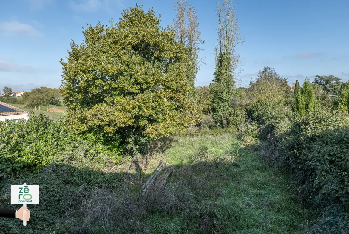 Maison d'environ 100 m² à vendre à Saint-Aubin-la-Plaine 