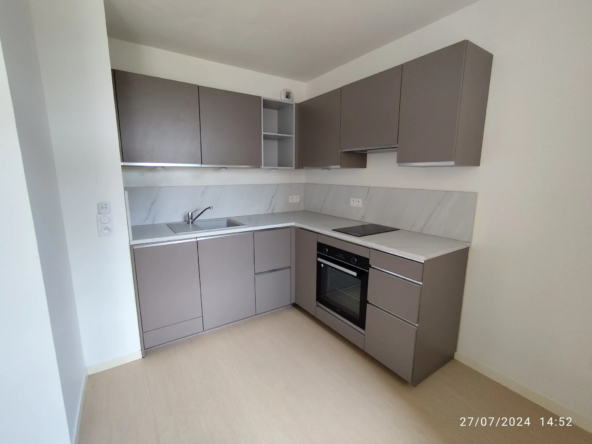 Appartement F3 neuf à vendre à Cergy 