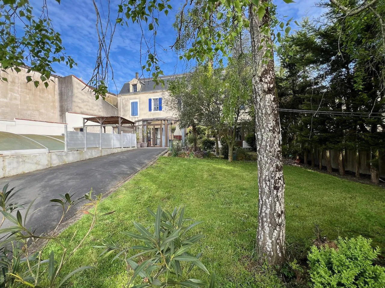 À vendre : charmante maison de bourg à Ste Hermine 