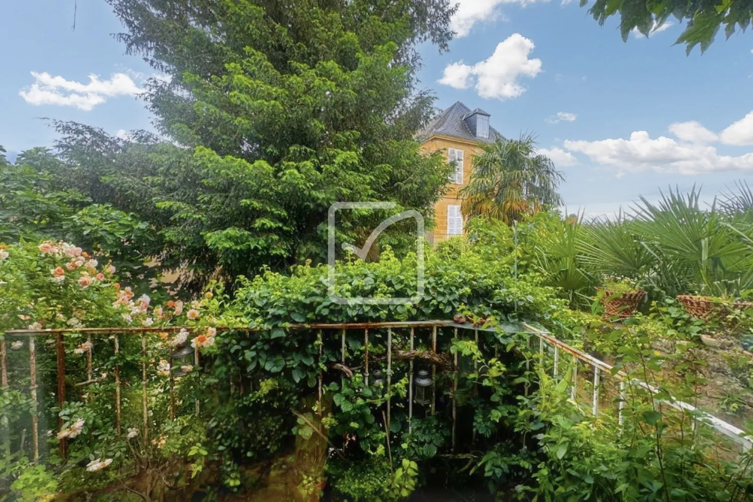 Maison de ville avec jardin à Gourdon - 4 niveaux 