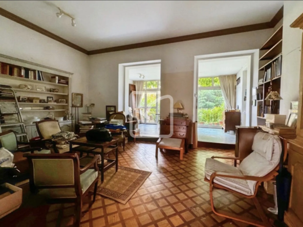 Maison de ville avec jardin à Gourdon - 4 niveaux 