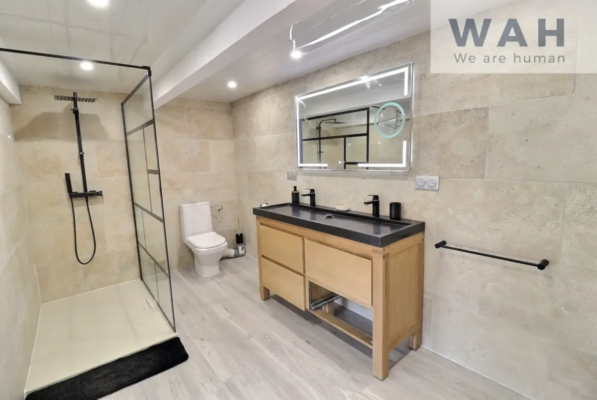 Maison de ville Duplex à Lunel 34400 - 2 pièces rénovées 