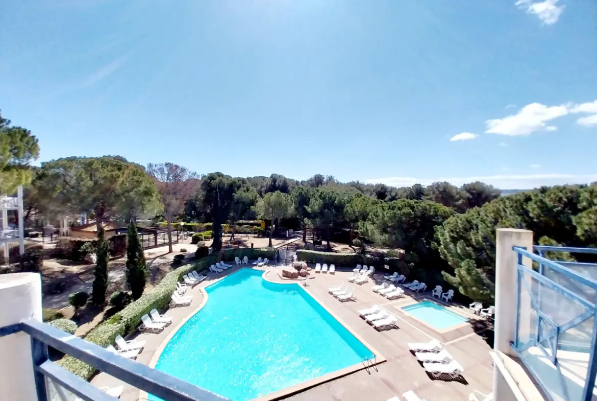 Charmant Appartement T2 avec Terrasse à Balaruc-les-Bains 