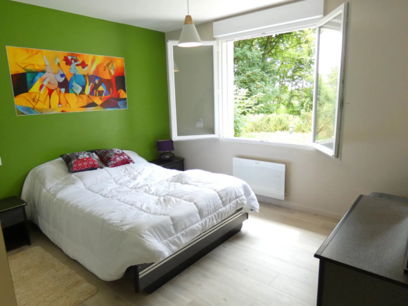 Maison rénovée avec 4 chambres à St Illide 