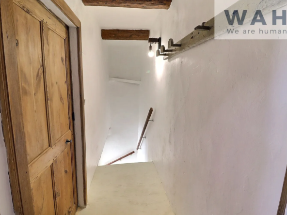Maison de village 4 pièces rénovée à Ceyras 