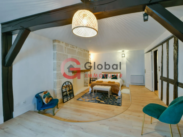 À VENDRE : Appartement de Prestige 143m² Refait à Neuf - Hypercentre Historique de Bourges 