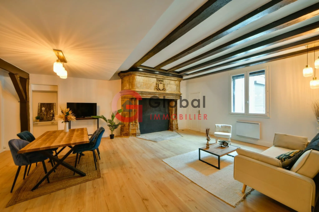 À VENDRE : Appartement de Prestige 143m² Refait à Neuf - Hypercentre Historique de Bourges