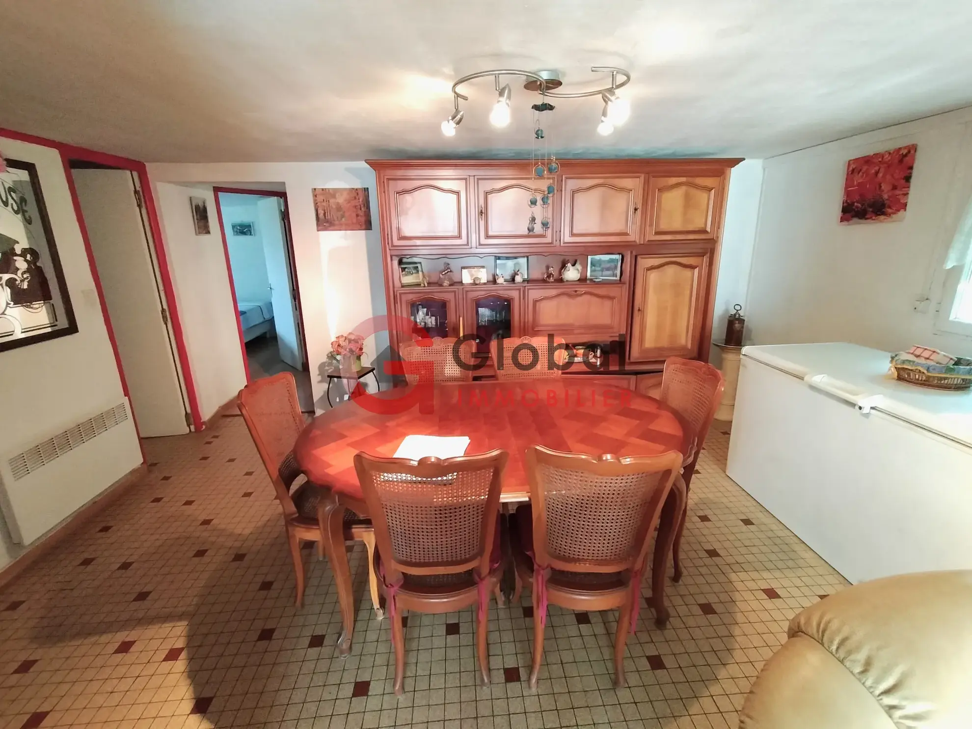 Maison à vendre à Aire sur l'Adour avec terrain spacieux et dépendances 