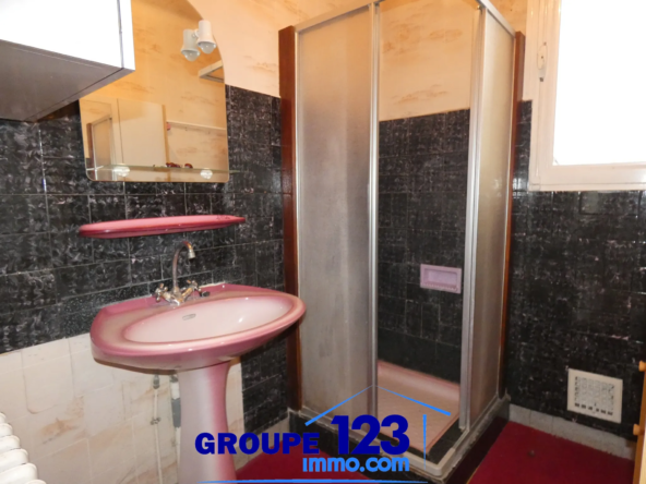 Maison spacieuse 3 chambres à Migennes sur 1008 m² 