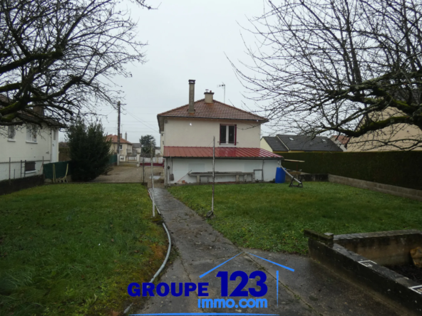 Maison spacieuse 3 chambres à Migennes sur 1008 m² 