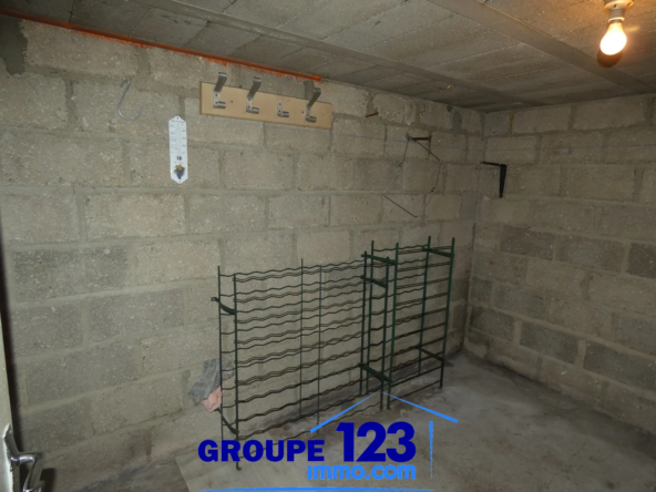 Maison spacieuse 3 chambres à Migennes sur 1008 m² 