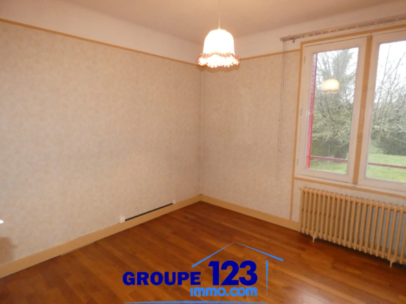 Maison spacieuse 3 chambres à Migennes sur 1008 m² 