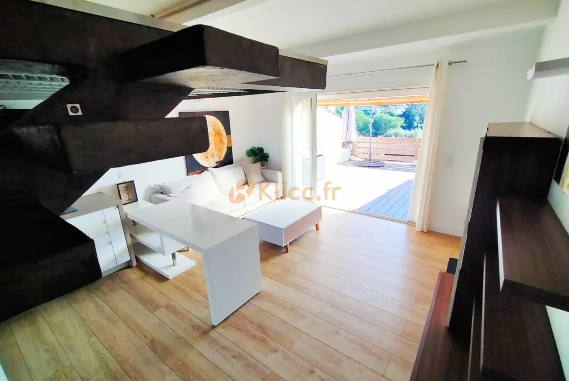 Vente studio vue mer à Vallauris - 239 000 € 