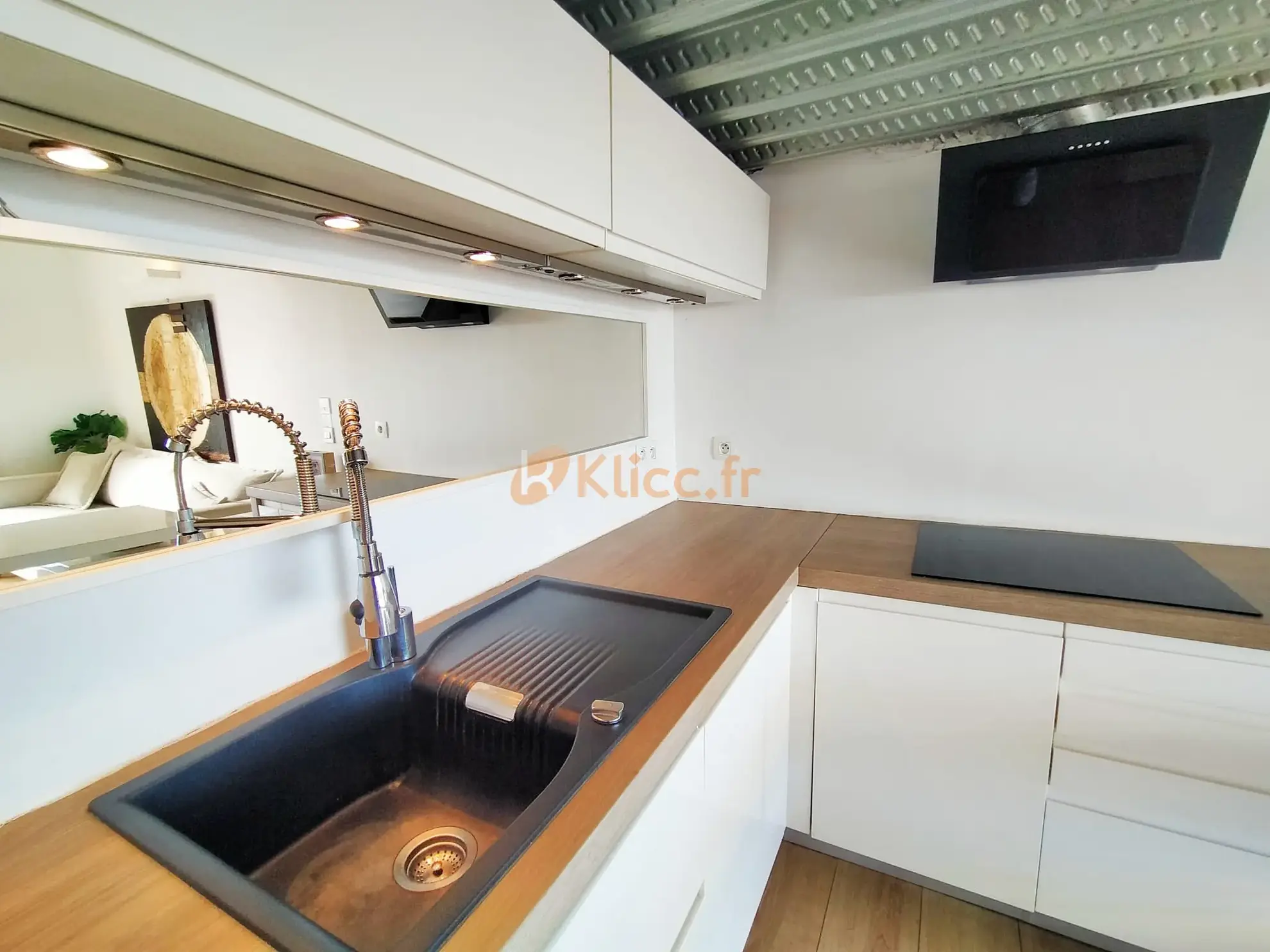 Vente studio vue mer à Vallauris - 239 000 € 