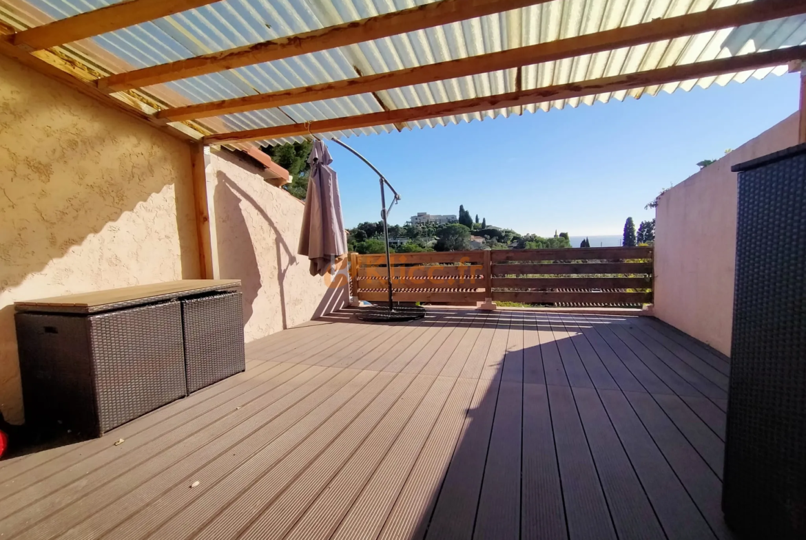 Vente studio vue mer à Vallauris - 239 000 € 