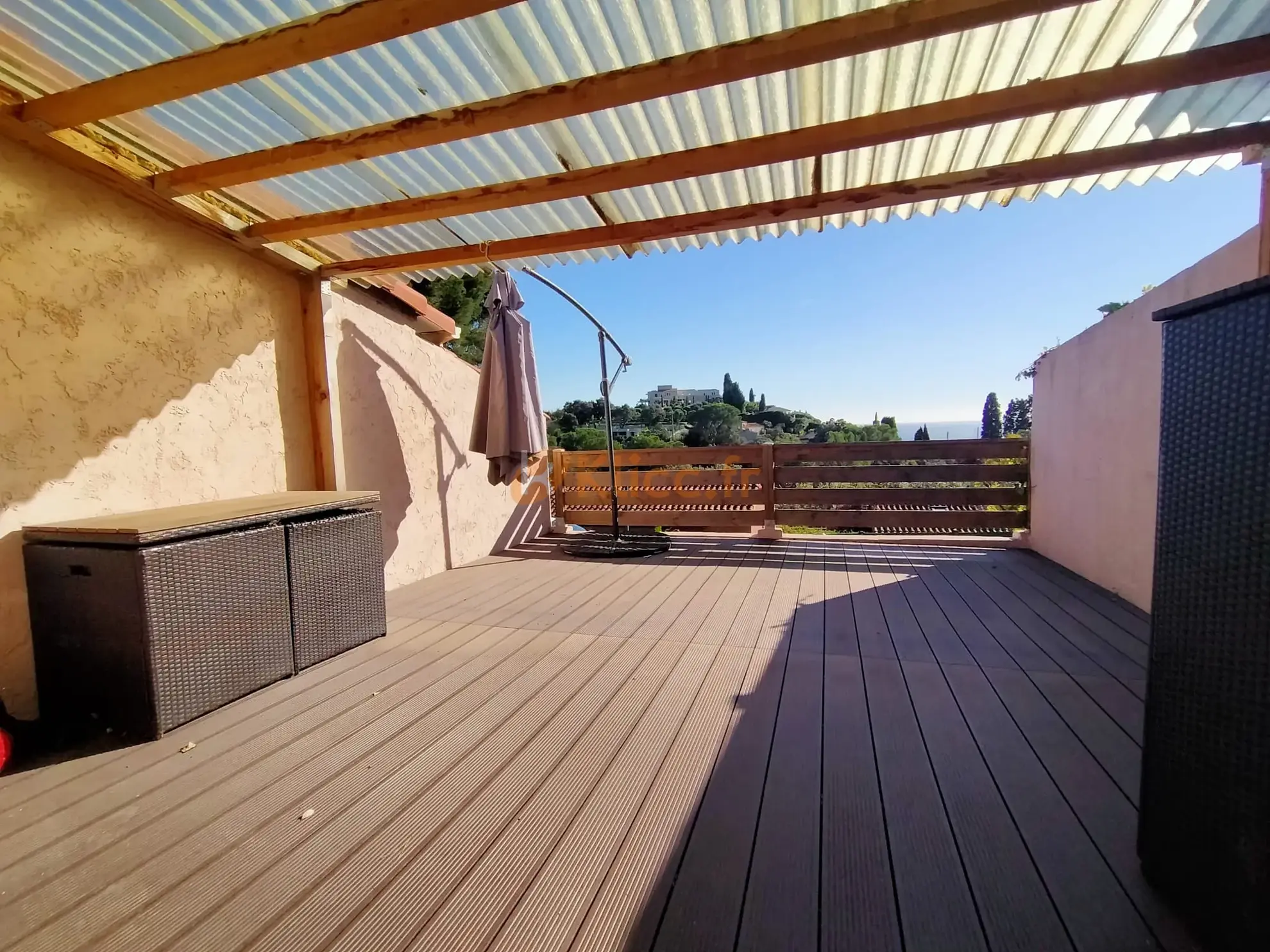 Vente studio vue mer à Vallauris - 239 000 € 