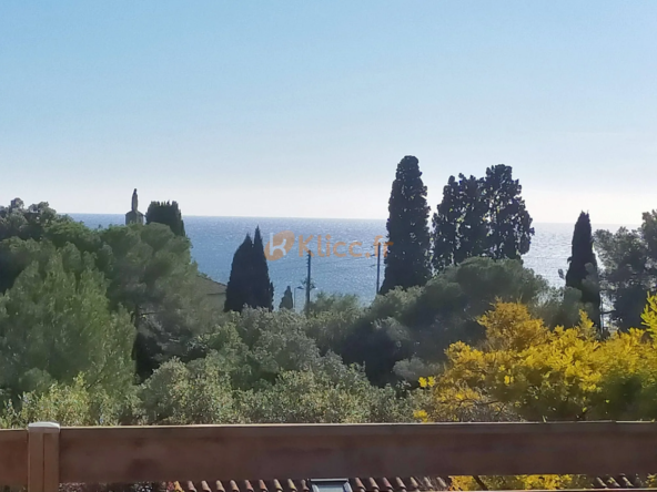 Vente studio vue mer à Vallauris - 239 000 €