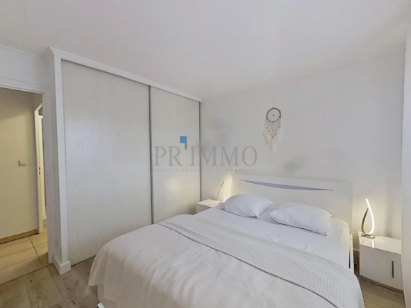 À vendre : Appartement 2 pièces avec terrasse à Fréjus - 264 000 € 