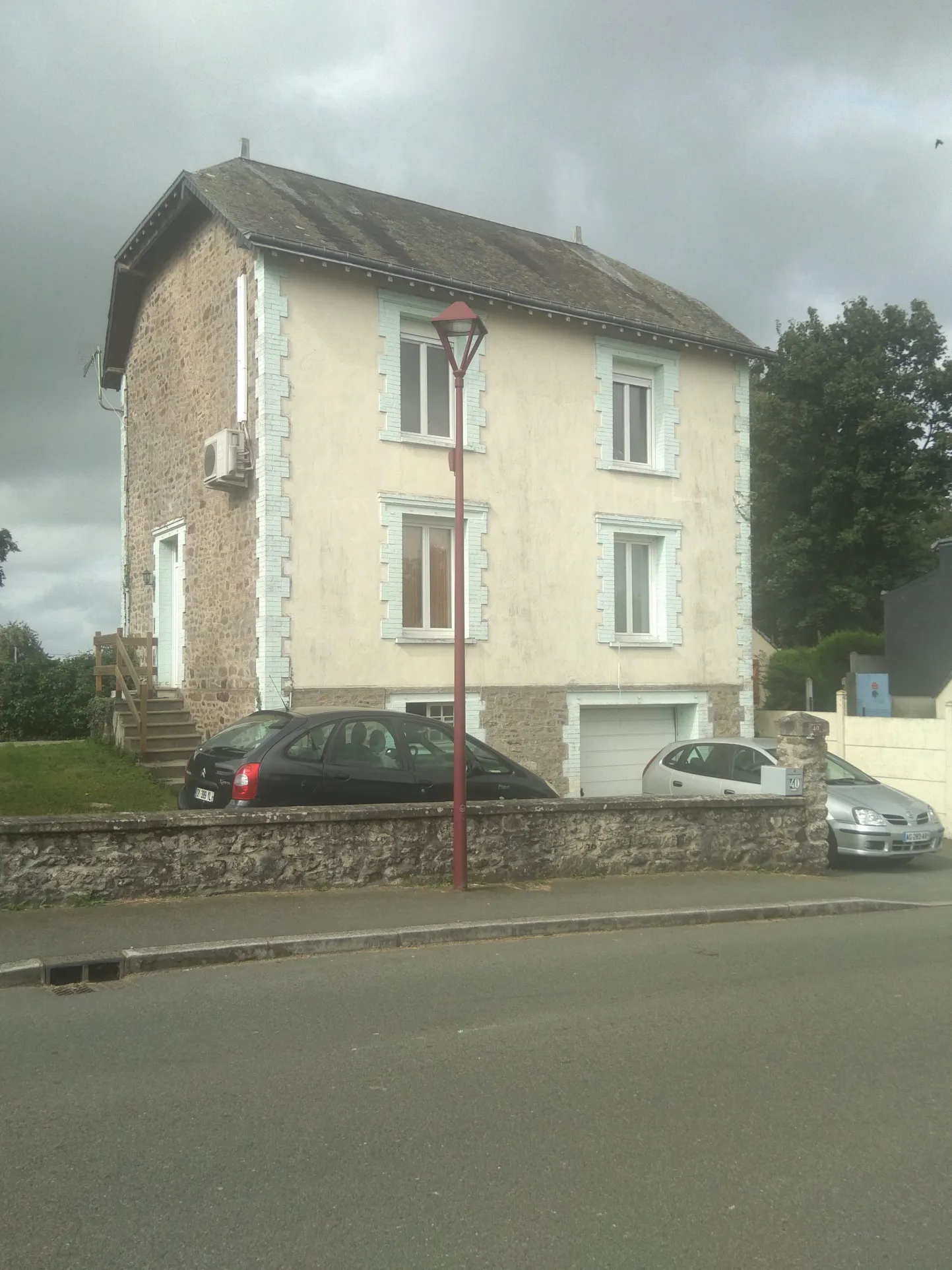 Maison à vendre à Courcite - 86,96 m² avec sous-sol et jardin 