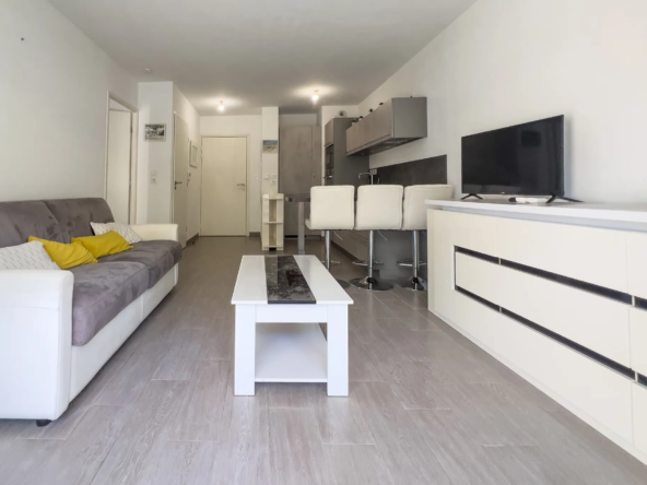 Appartement T2 standing avec parking à La Londe-les-Maures 