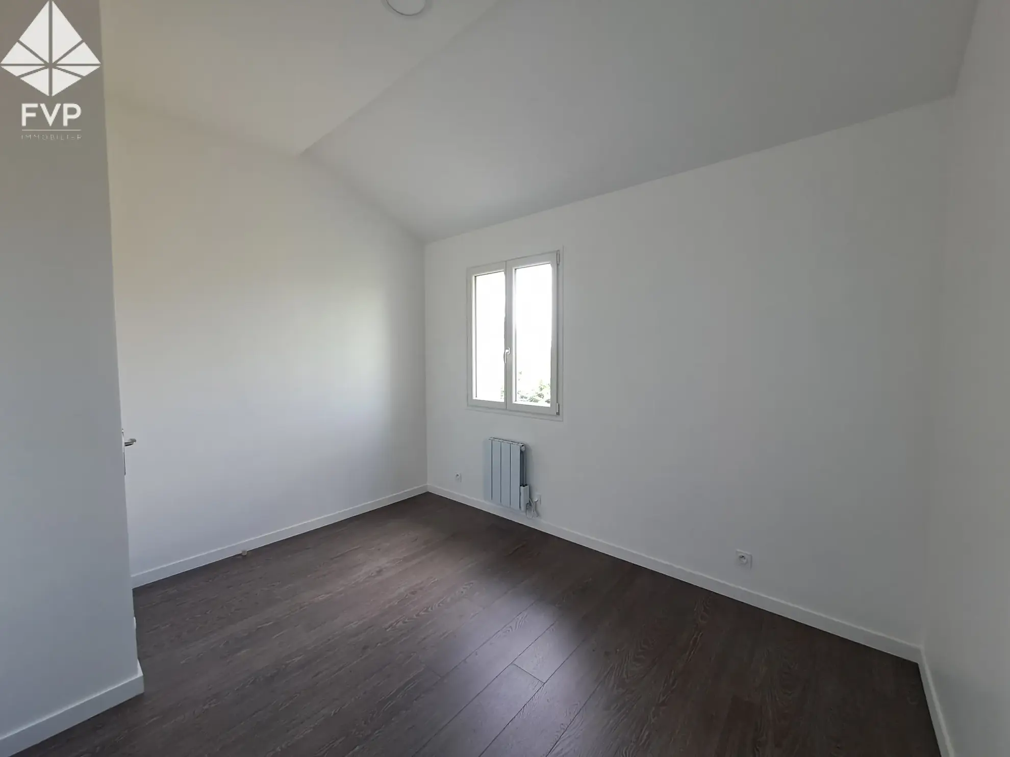 Maison Mitoyenne à Saint-Valery-en-Caux - 5 Chambres, 104 m² 