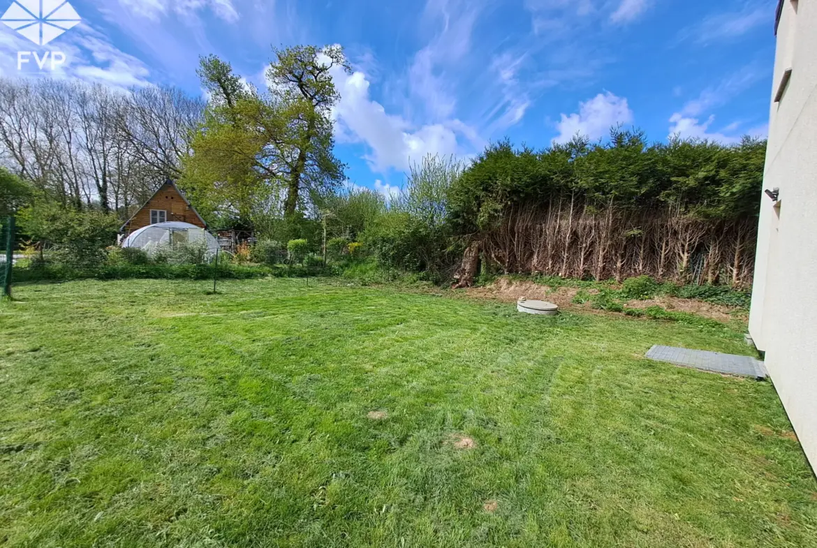 Maison Mitoyenne à Saint-Valery-en-Caux - 5 Chambres, 104 m² 