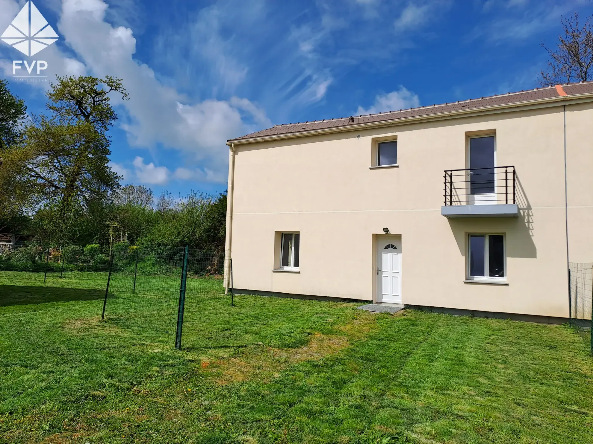 Maison Mitoyenne à Saint-Valery-en-Caux - 5 Chambres, 104 m² 