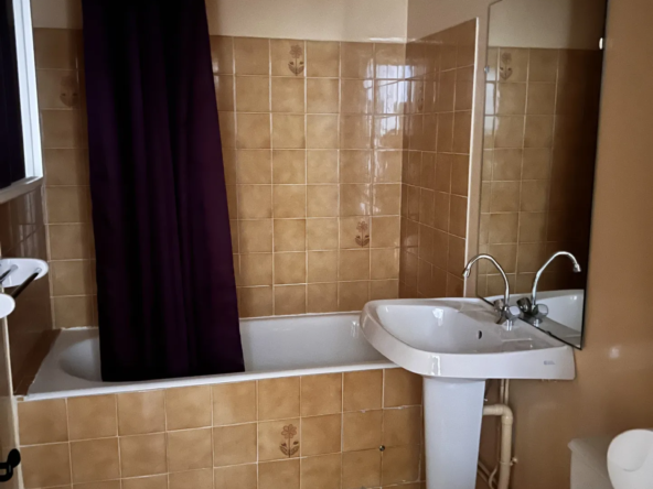 Vente studio avec place de parking souterrain à Amélie-les-Bains-Palalda 