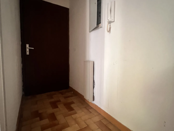 Vente studio avec place de parking souterrain à Amélie-les-Bains-Palalda 