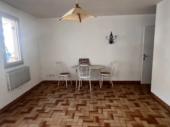 Vente studio avec place de parking souterrain à Amélie-les-Bains-Palalda 