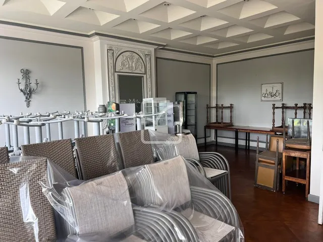 Restaurant à vendre au Bugue avec terrasse et salle de séminaire 