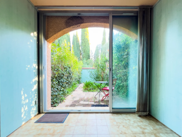 Appartement 2 pièces avec jardin à La Londe les Maures 