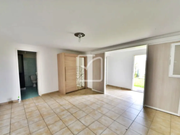 Maison moderne et lumineuse avec vue à Brive-la-Gaillarde 