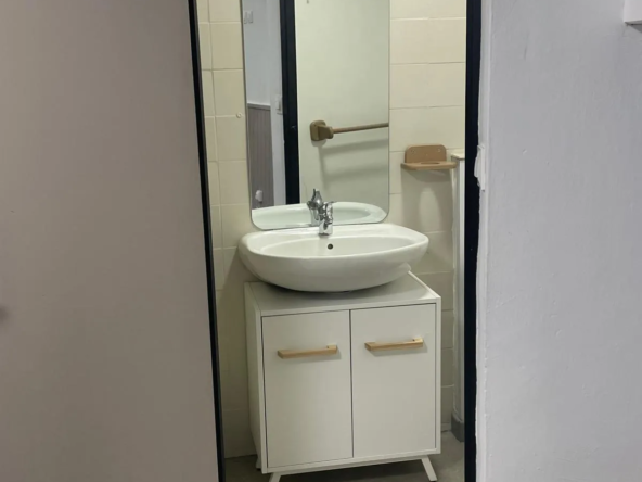 Maison de village 38 m² à Valréas - Sous compromis 