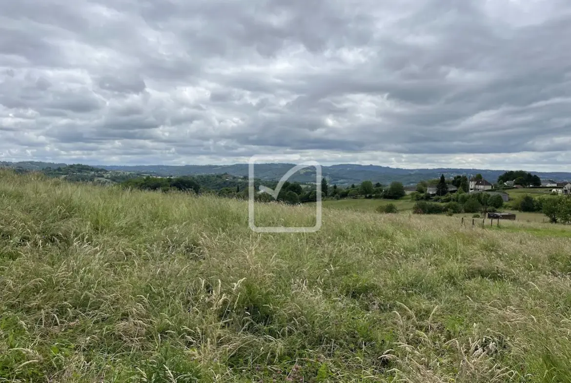 Beau terrain de 1431 m² à Malemort sur Correze 