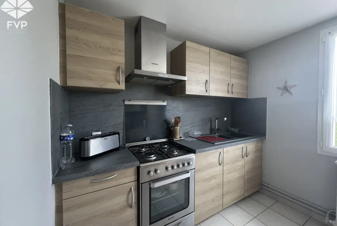 Maison T5 à Fauville en Caux avec dépendances à vendre 