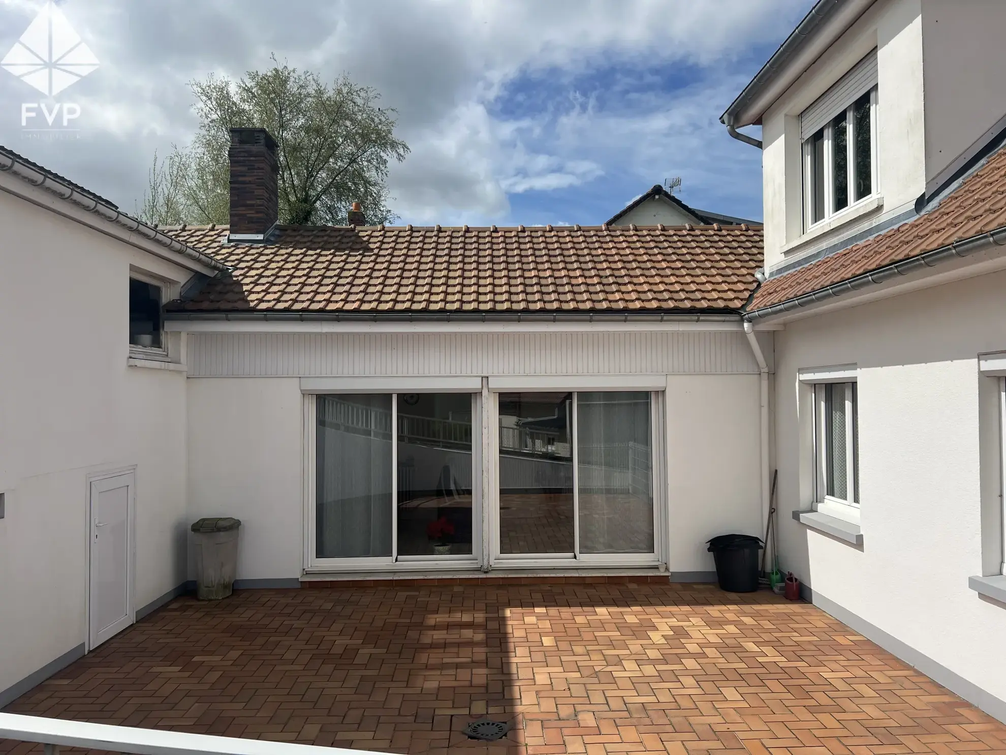 Maison T5 à Fauville en Caux avec dépendances à vendre 