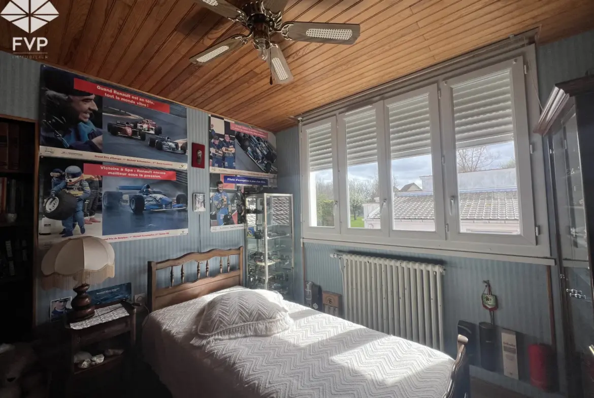 Maison T5 à Fauville en Caux avec dépendances à vendre 